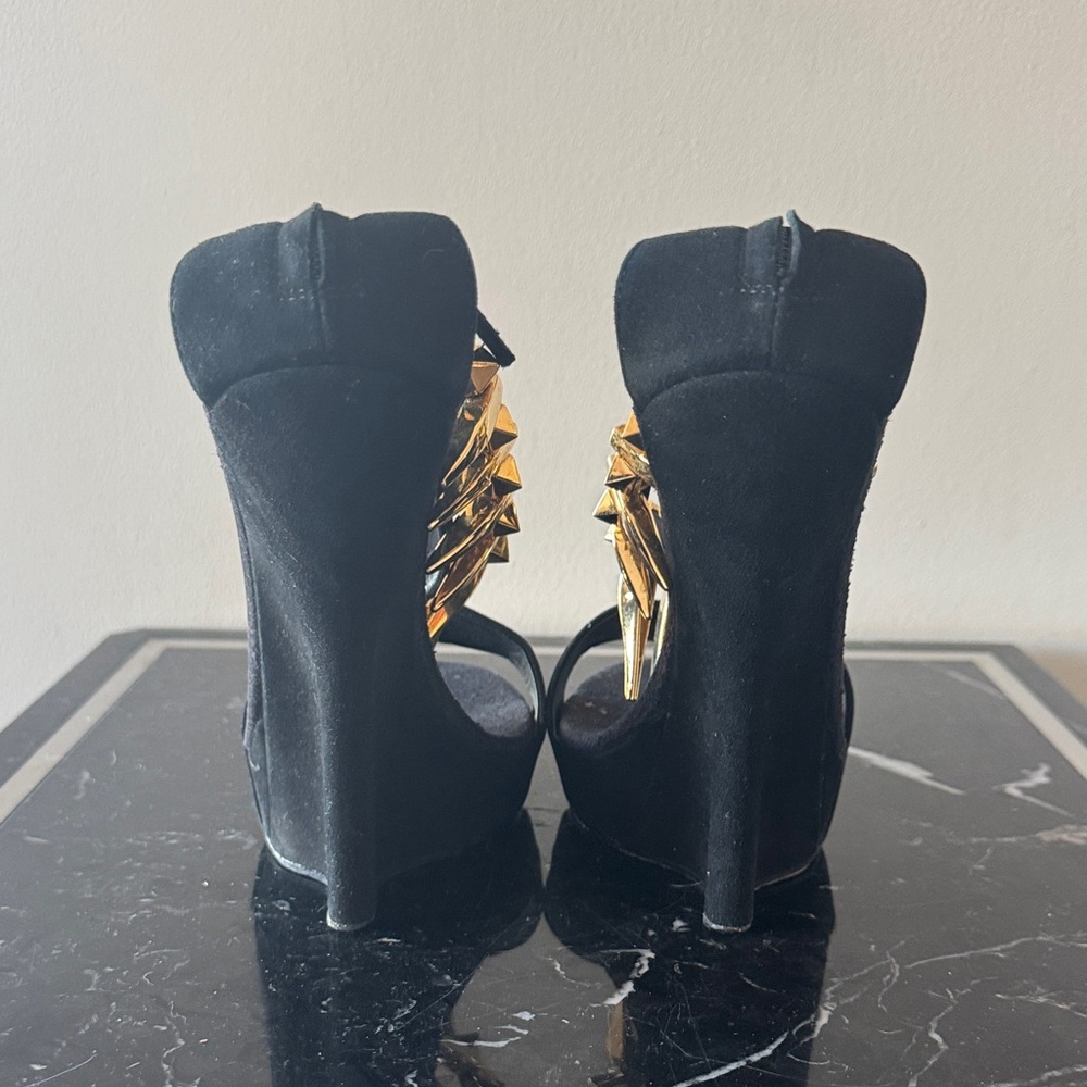 Giuseppe Zanotti Alien Black and Gold Wedge Heels 39 Rare - Picture 4 of 6